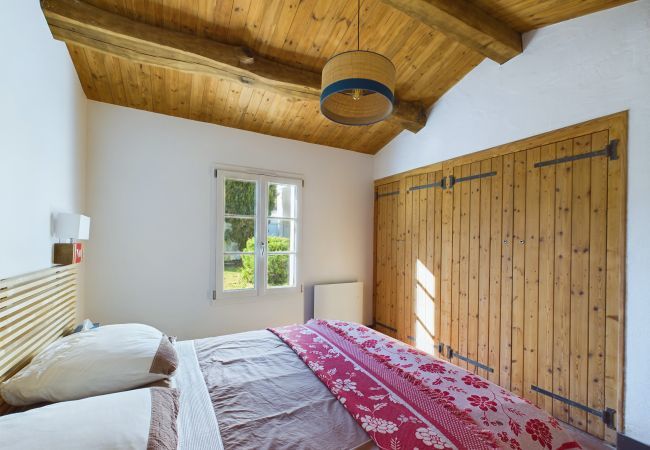 Maison à Noirmoutier-en-l´Ile - 250m de la plage de la Linière, résidence pour 8  Maison à Noirmoutier-en-l´Ile - 250m de la plage de la Linière, résidence pour 8
