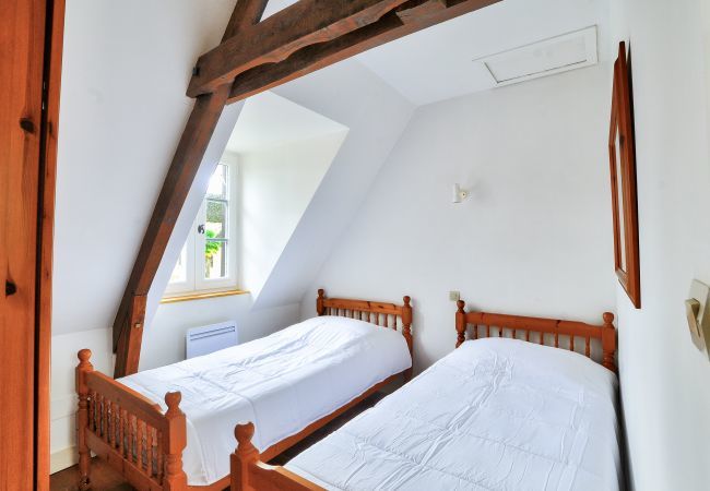 Maison à Saint-Léon-sur-Vézère - Maison en pierre au pied de La Vézère, pour 6 Maison à Saint-Léon-sur-Vézère - Maison en pierre au pied de La Vézère, pour 6