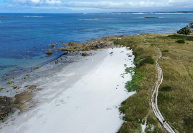 Maison à Plounéour-Trez - 500m de la mer, maison moderne avec jardin pour 4 Maison à Plounéour-Trez - 500m de la mer, maison moderne avec jardin pour 4
