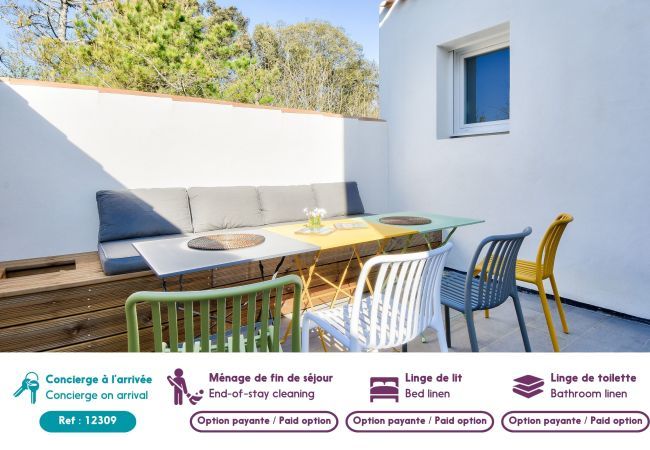 Maison à La Guérinière - Belle maison pour 8 - 350m de la plage - Terrasse Maison à La Guérinière - Belle maison pour 8 - 350m de la plage - Terrasse