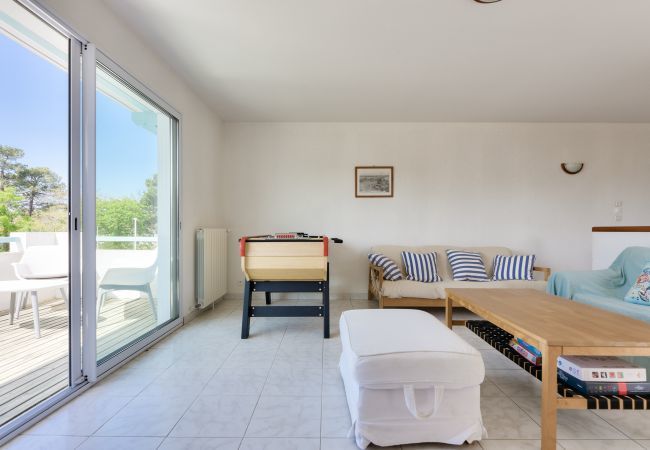 Villa à Lanton - Villa pour 9 sur le Port de Taussat avec piscine Villa à Lanton - Villa pour 9 sur le Port de Taussat avec piscine