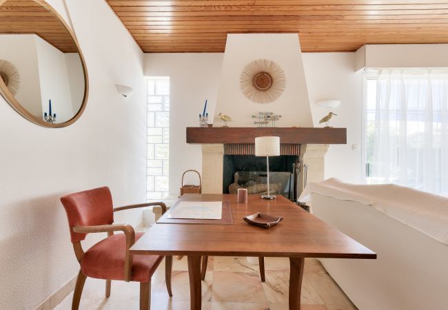 Villa à Lanton - Villa pour 9 sur le Port de Taussat avec piscine Villa à Lanton - Villa pour 9 sur le Port de Taussat avec piscine