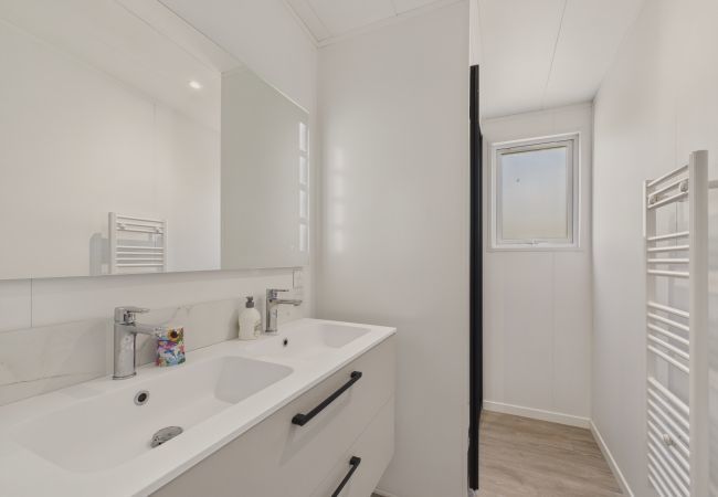 Chalet à Saint-Gilles-Croix-de-Vie - Chalet neuf pour 6 avec piscine chauffée à l'année Chalet à Saint-Gilles-Croix-de-Vie - Chalet neuf pour 6 avec piscine chauffée à l'année