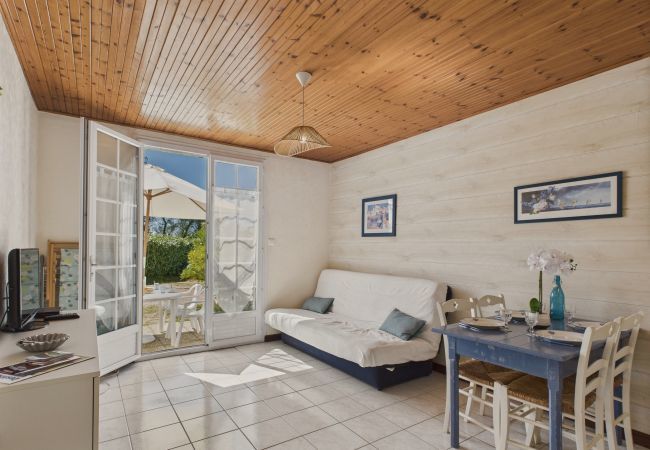 Appartement à Talmont-Saint-Hilaire - 100m du Port - logement avec terrasse pour 4  Appartement à Talmont-Saint-Hilaire - 100m du Port - logement avec terrasse pour 4