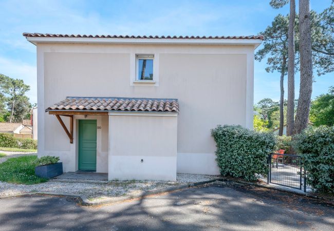 Maison mitoyenne à Saint-Brevin-les-Pins - Maison à 500m de la plage pour 4  Maison mitoyenne à Saint-Brevin-les-Pins - Maison à 500m de la plage pour 4