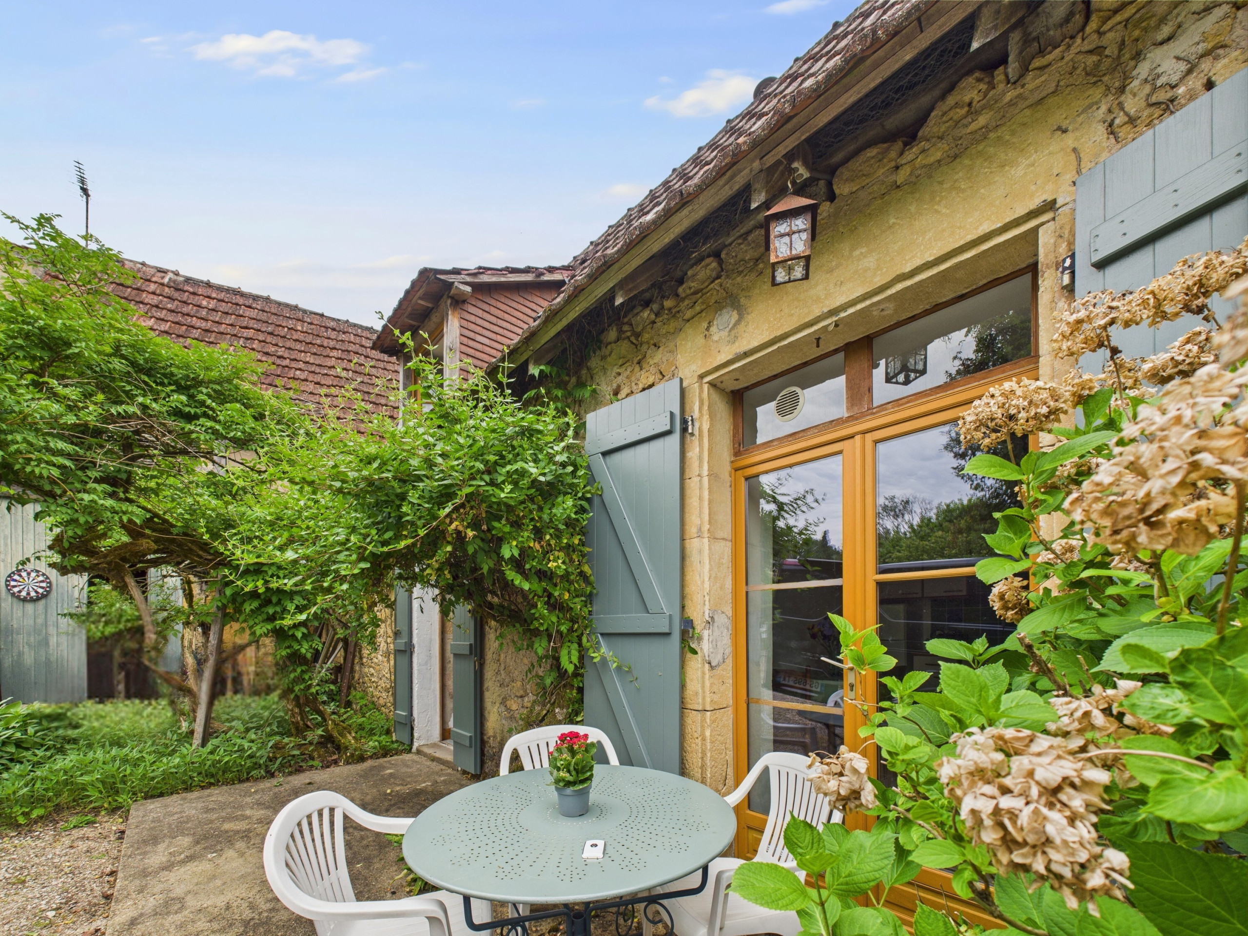  à Montignac - Piscine et domaine arboré partagés - maison pour 4