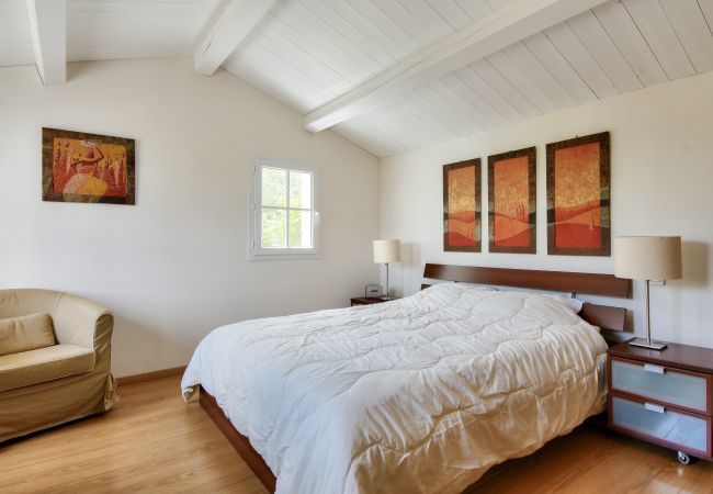 Maison à Noirmoutier-en-l´Ile - Piscine chauffée, 800 m de la plage, villa pour 8 Maison à Noirmoutier-en-l´Ile - Piscine chauffée, 800 m de la plage, villa pour 8
