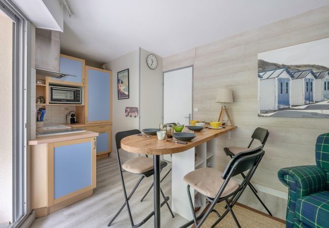 Appartement à Pornic - Appart à 100m de la plage- piscine pour 4 Appartement à Pornic - Appart à 100m de la plage- piscine pour 4
