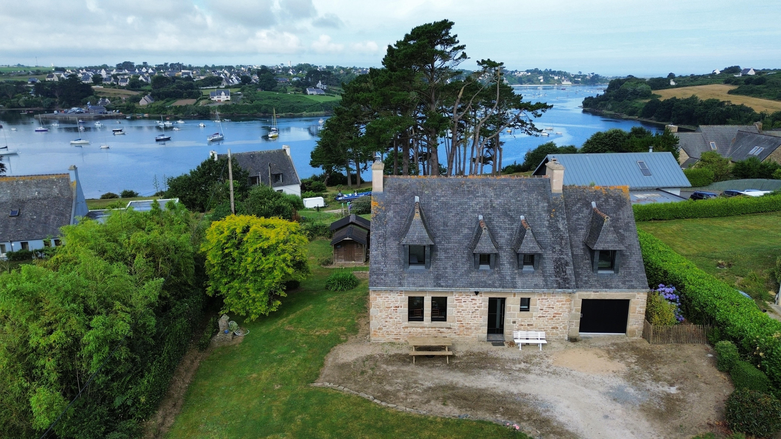  à Lannilis - Vue sur l'Aber - Maison pour 8 - Grand jardin 