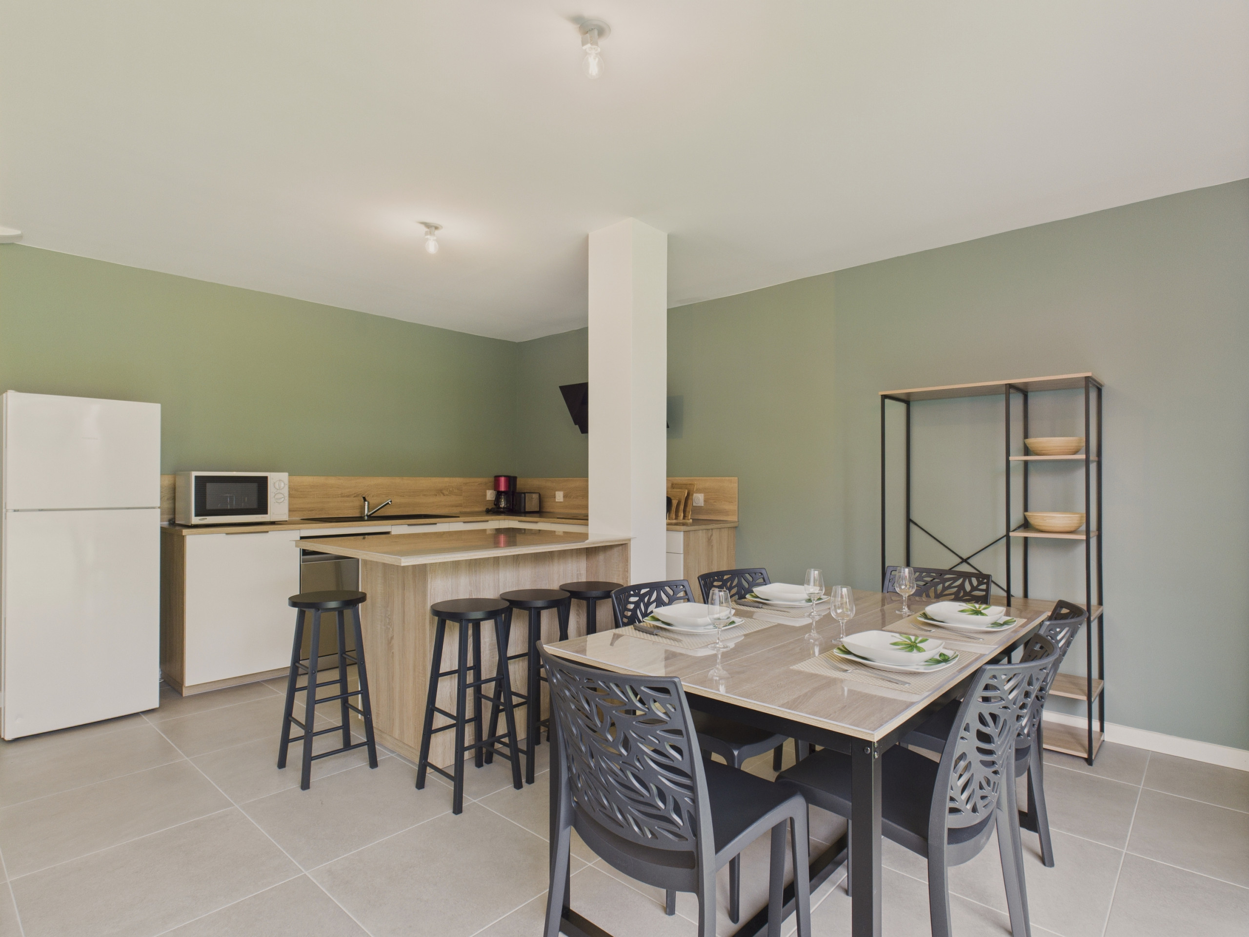  à Le Tour-du-Parc - Jardin clos - Maison neuve de plain-pied pour 4 