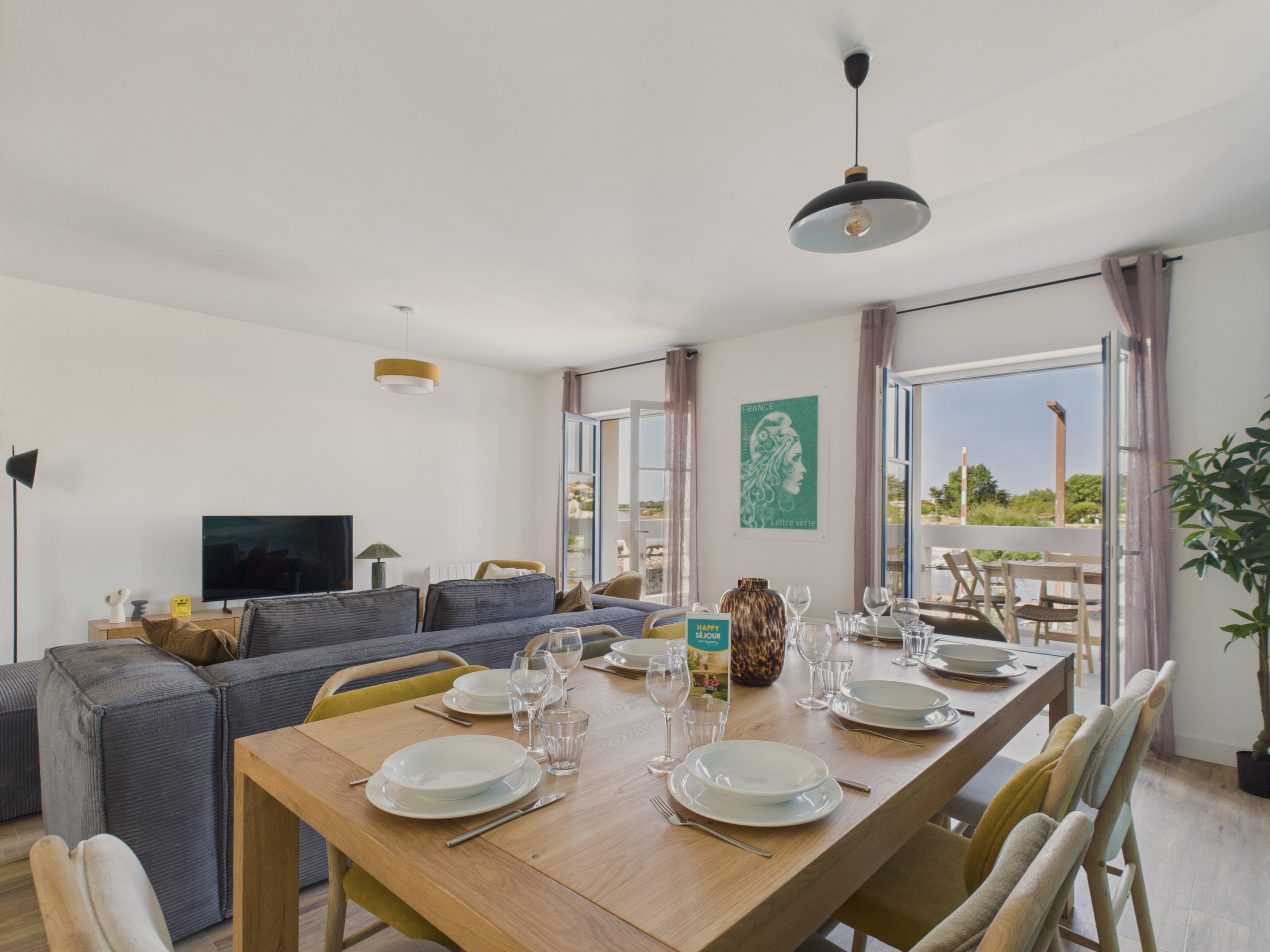  à Saint-Gilles-Croix-de-Vie - Vue rivière - Bel appartement avec balcon pour 8