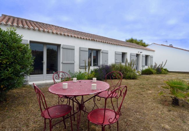 Maison à L'Epine - 700 m de la plage, jardin, maison pour 7 Maison à L'Epine - 700 m de la plage, jardin, maison pour 7
