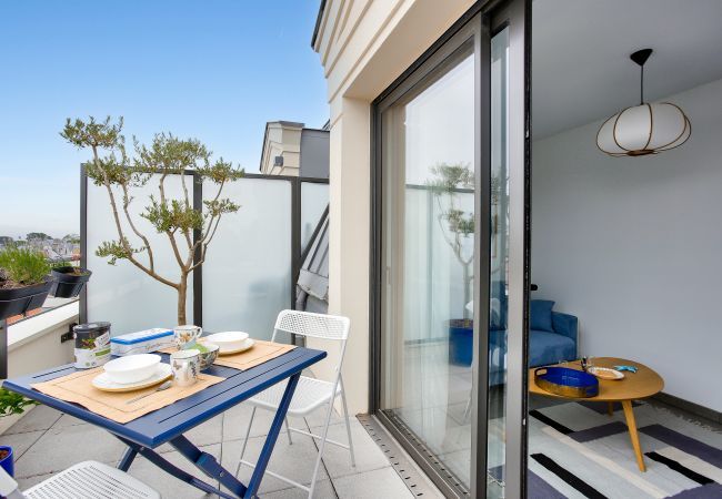 Studio à Dinard - Studio pour 2 avec balcon à 700 m de la plage Studio à Dinard - Studio pour 2 avec balcon à 700 m de la plage