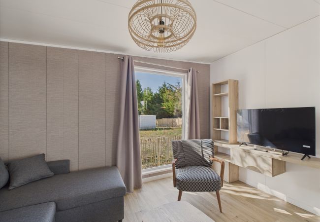Chalet à Saint-Gilles-Croix-de-Vie - Chalet avec piscine pour 4 adultes/2 enfants Chalet à Saint-Gilles-Croix-de-Vie - Chalet avec piscine pour 4 adultes/2 enfants