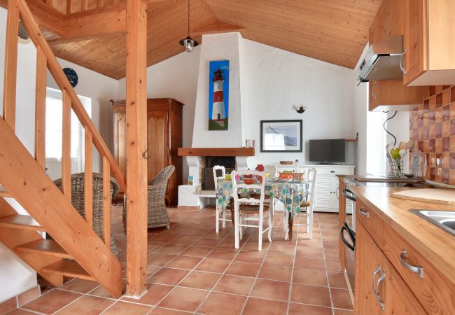 Studio à L'Epine - 300m plage - Petite maison avec jardin pour 3 Studio à L'Epine - 300m plage - Petite maison avec jardin pour 3