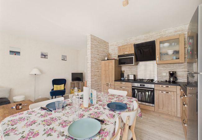 Maison à Saint-Hilaire-de-Riez - 100m de la plage - Maison pour 4 à St Hilaire Maison à Saint-Hilaire-de-Riez - 100m de la plage - Maison pour 4 à St Hilaire