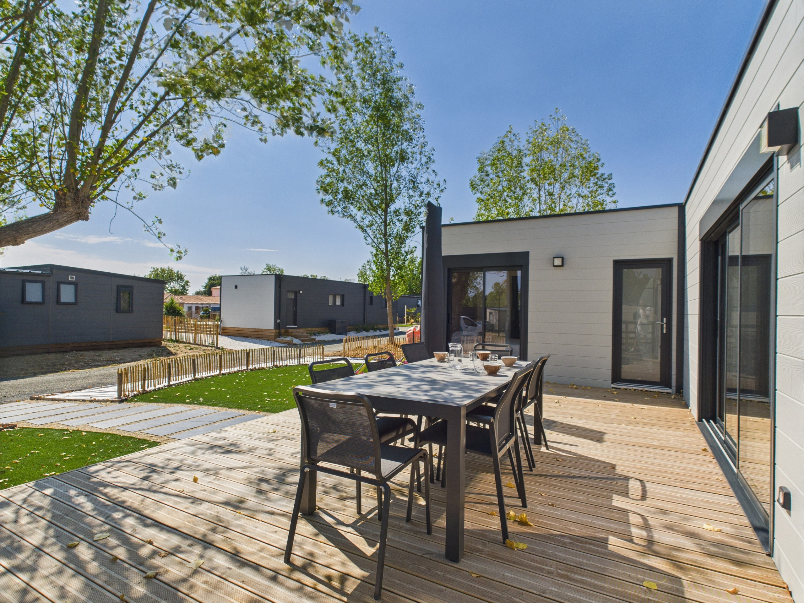 Chalet à Saint-Gilles-Croix-de-Vie - Chalet pour 6 avec piscine chauffée commune