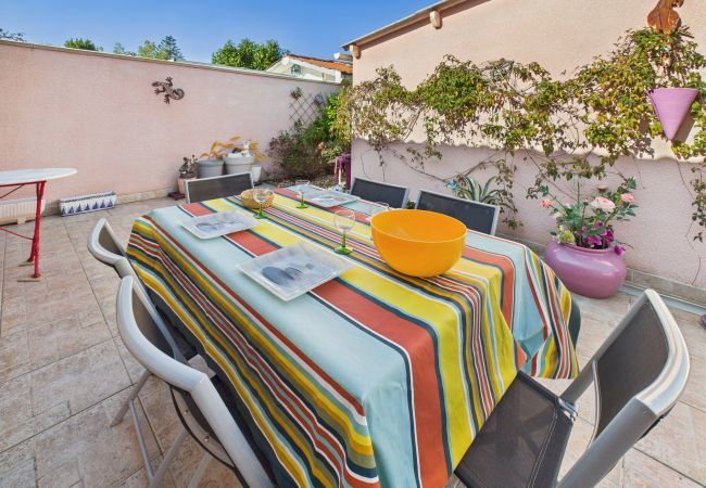 Maison à Lanton - Charmante maison rose pour 4 - 500m de la plage Maison à Lanton - Charmante maison rose pour 4 - 500m de la plage