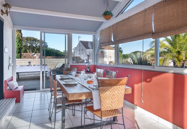 Maison à Saint-Michel-Chef-Chef - 800 m de la plage, jardin, 4 adultes 1 enfant