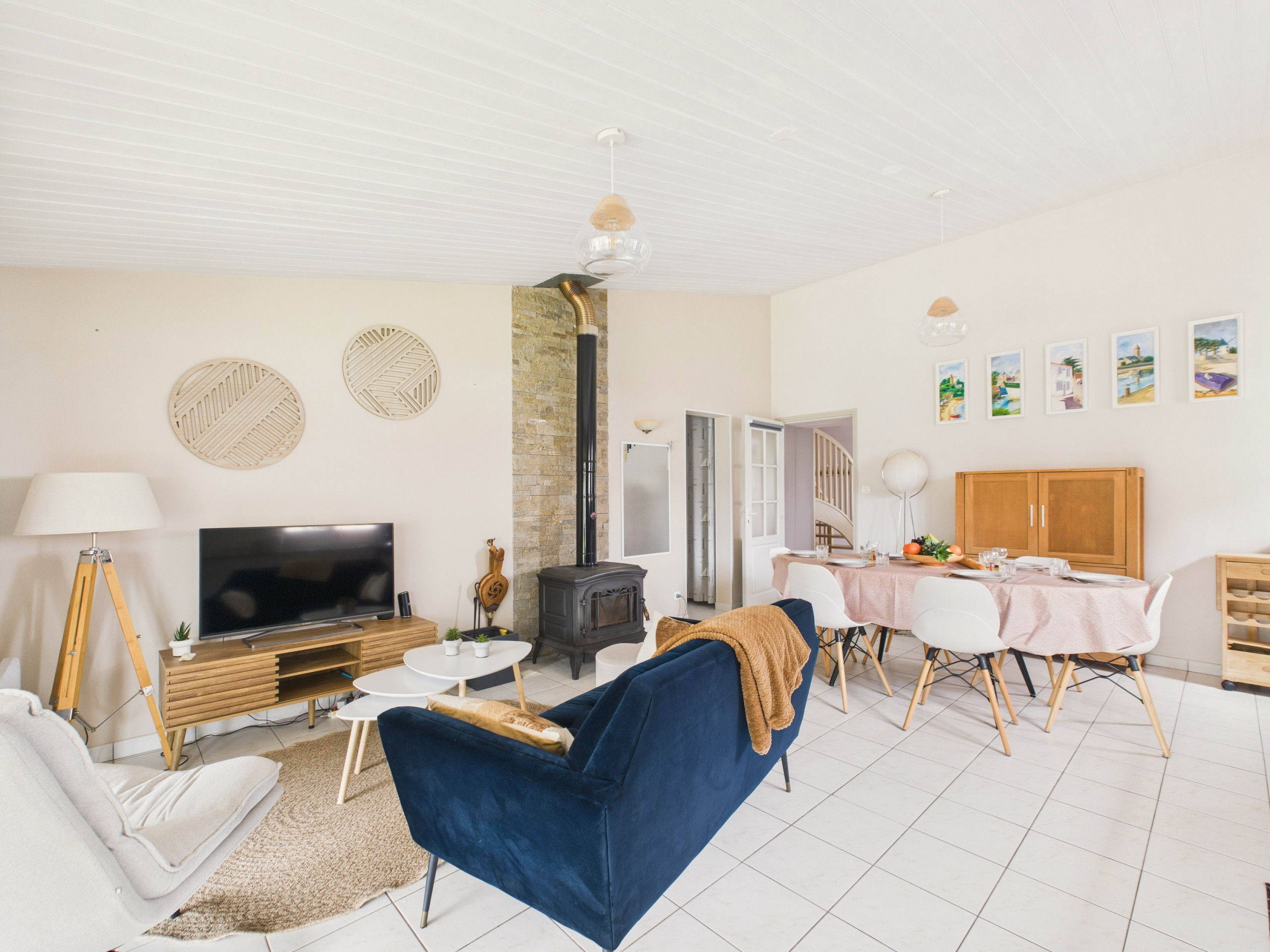  à La Guérinière - 200 m de la mer, maison pour 7 avec jardin