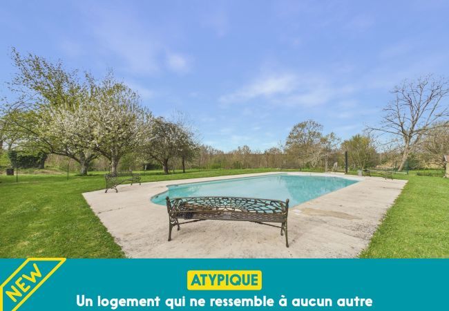 Gîte Rural à Fanlac - La Sonnerie, gîte nature & piscine commune