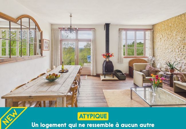 Gîte Rural à Fanlac - Gîte familial 6 pers. piscine commune & jardin