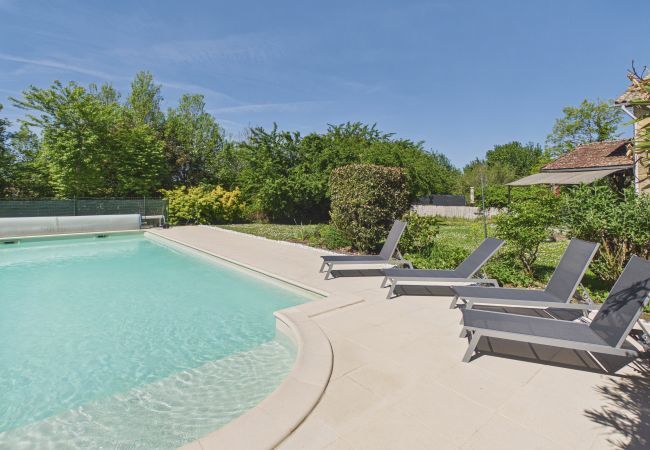 Maison à La Chapelle-Aubareil - Maison avec piscine proche de Lascaux 6 pers