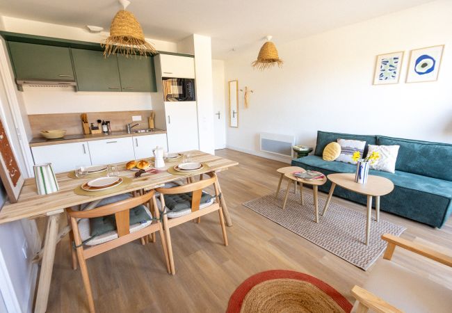 Appartement à Biscarrosse - La vague Dorée- appart pour 6 -piscine commune