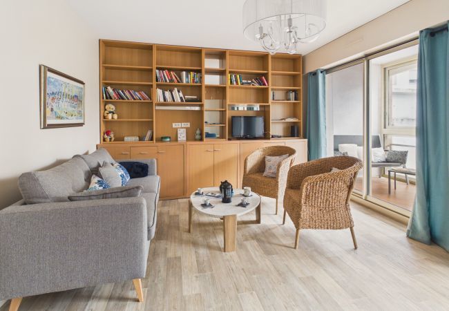 Appartement à Dinard - Plage à 150 m, appart. plein centre pour 4