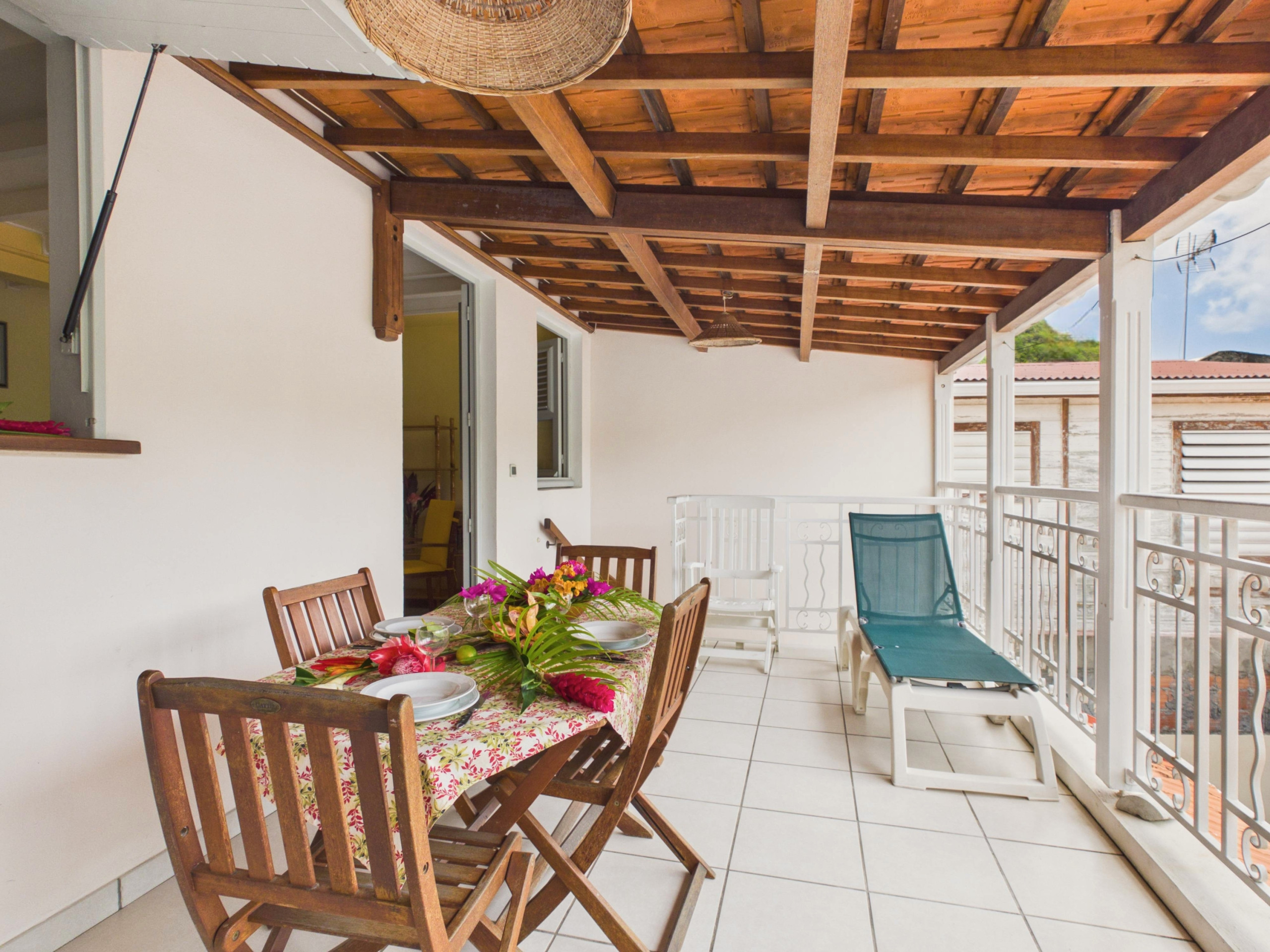  à Les Anses-d´Arlet - A 100 m de la mer - Appartement terrasse - 5 pers