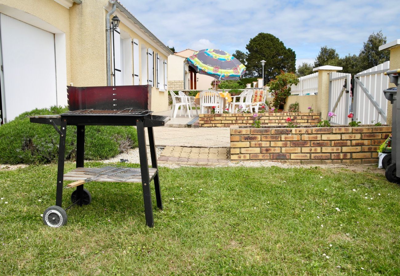 Maison à Brem-sur-Mer - Vacances à 4 à Brem-sur-Mer