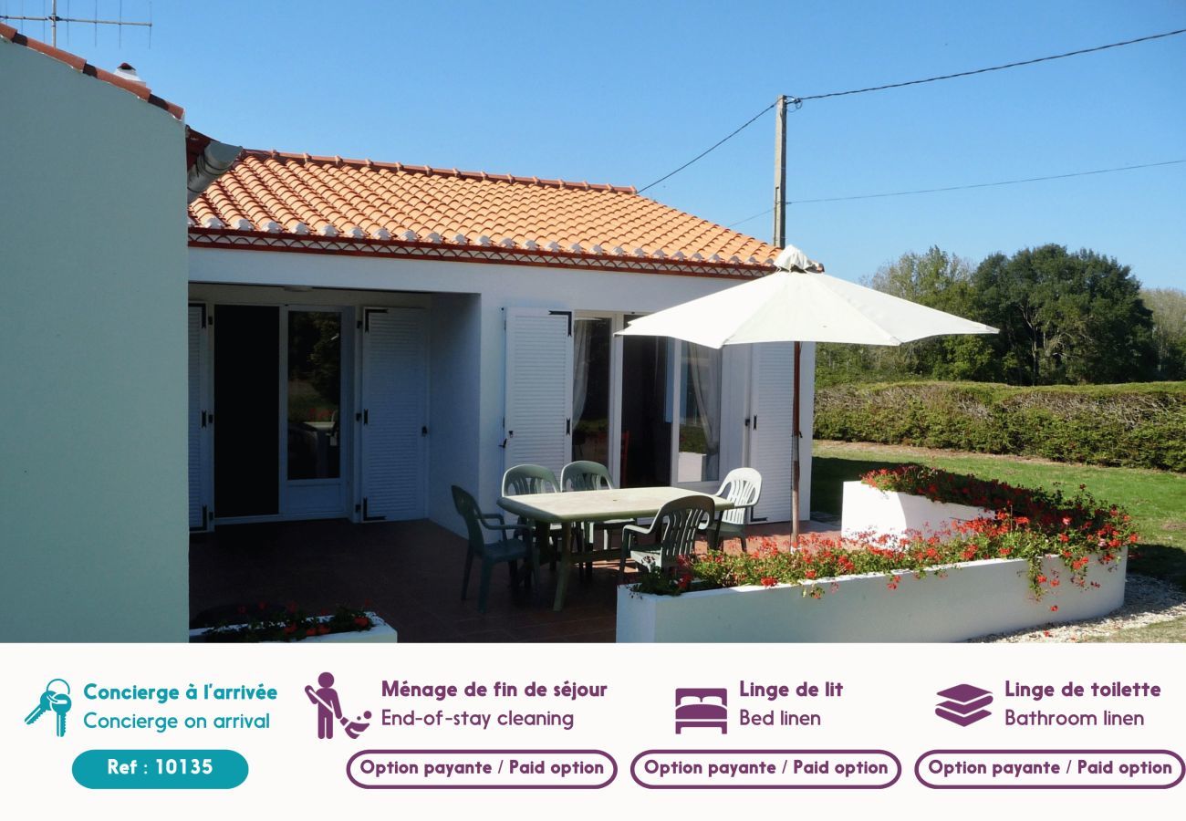 Maison mitoyenne à Commequiers - Séjour à la campagne pour 6 avec piscine
