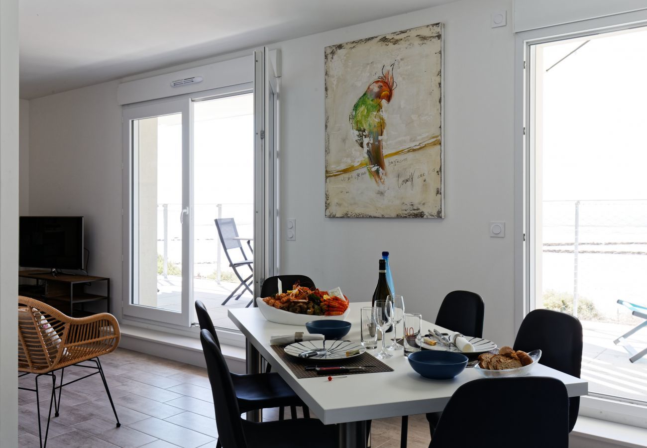 Appartement à La Guérinière - Face à la mer - 50 m de la plage des homardiers