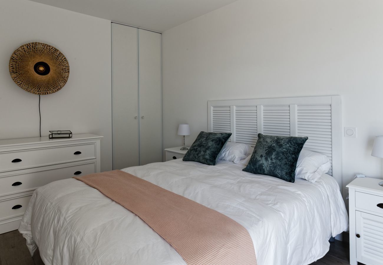 Appartement à La Guérinière - Face à la mer - 50 m de la plage des homardiers