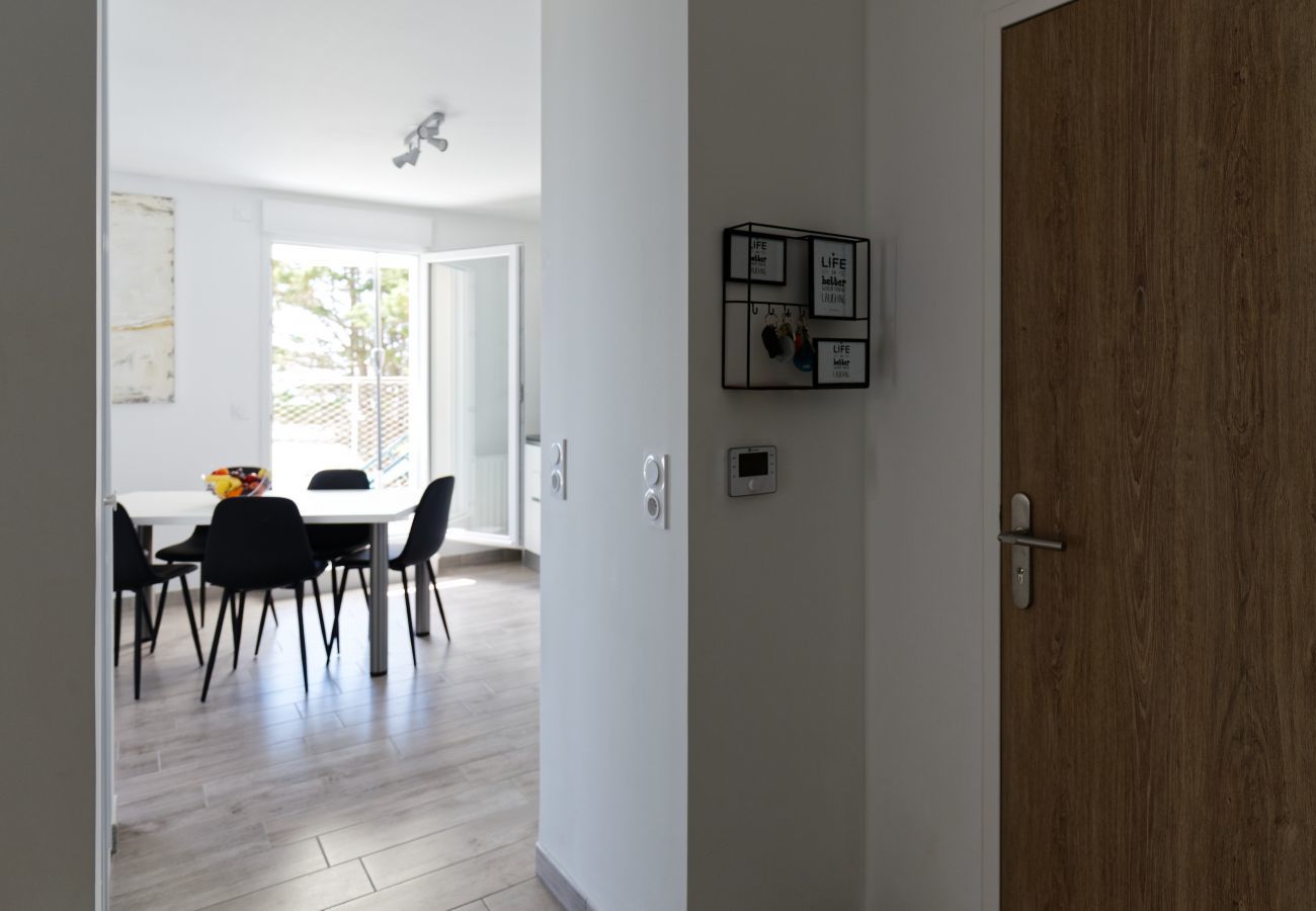 Appartement à La Guérinière - Face à la mer - 50 m de la plage des homardiers