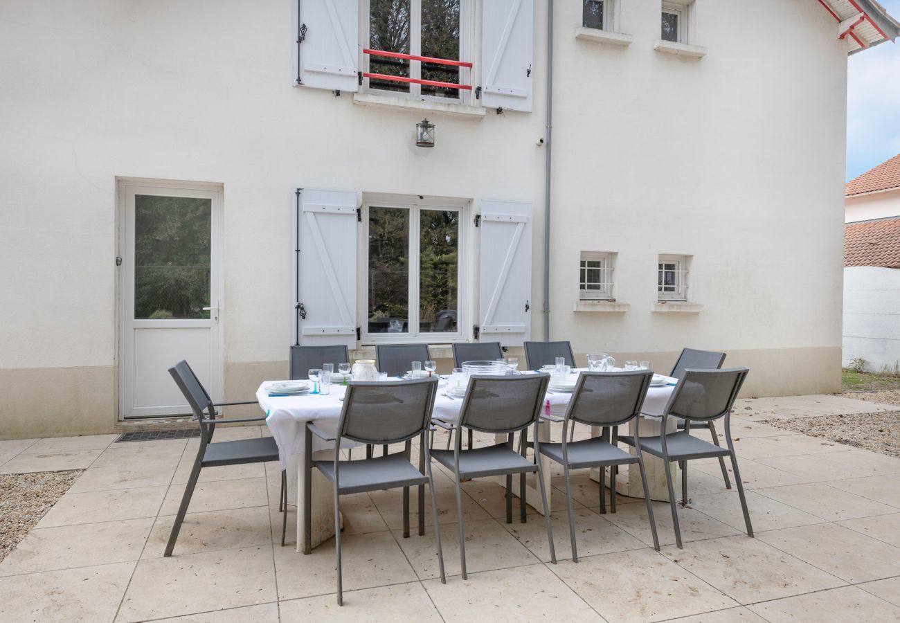 Maison à Saint-Brevin-les-Pins - Maison pour 11pers. bord de mer et proche bourg