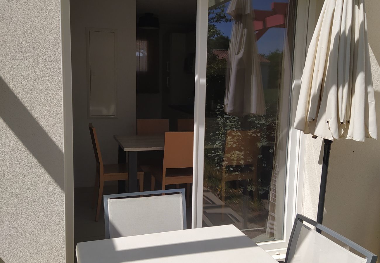 Maison mitoyenne à Talmont-Saint-Hilaire - Une maisonnette vendéenne, avec accès piscine