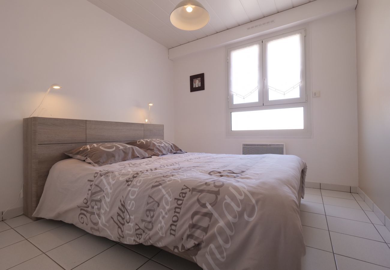 Appartement à Saint-Gilles-Croix-de-Vie - Appartement pour 4 sur la marina de St-Gilles