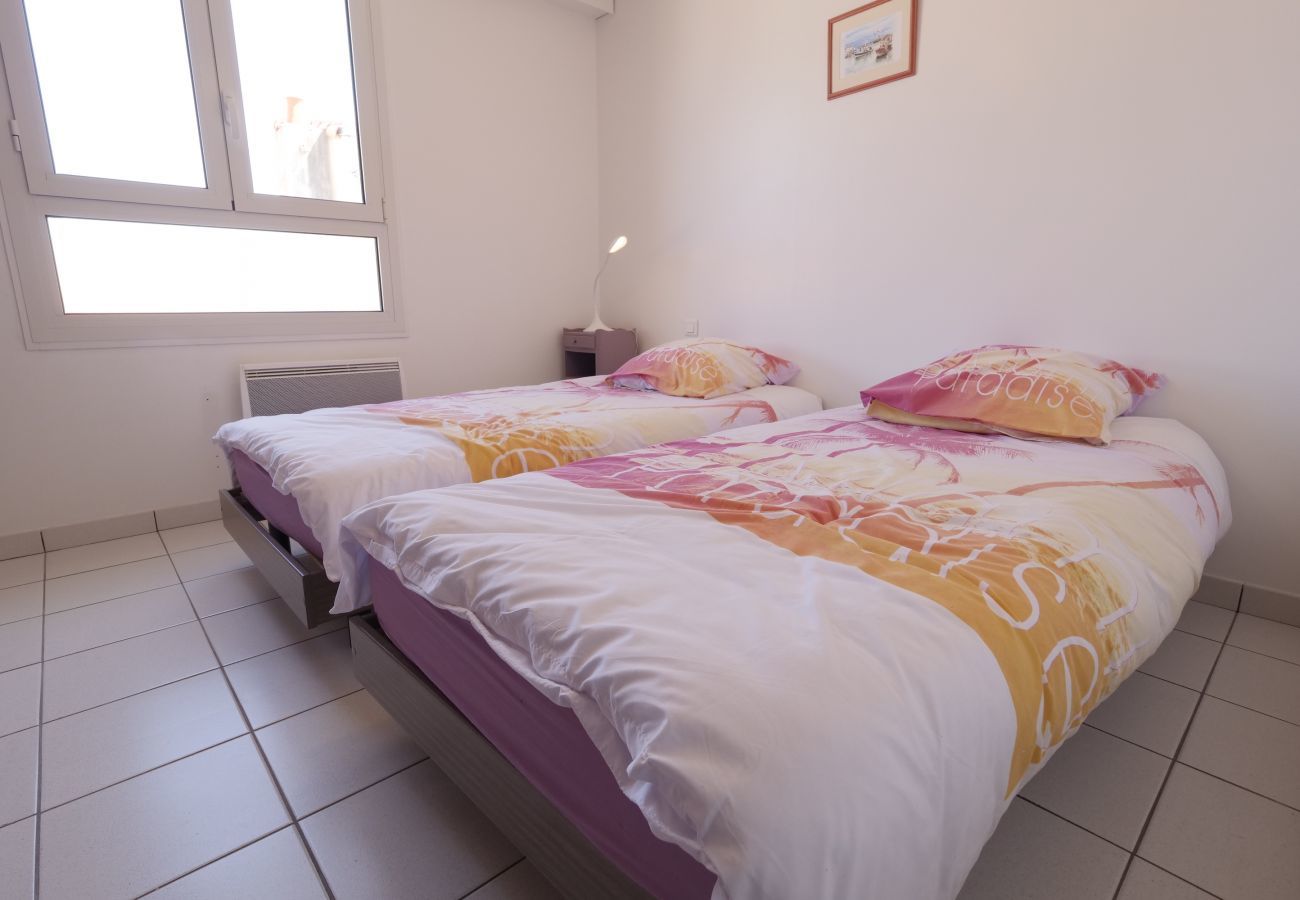 Appartement à Saint-Gilles-Croix-de-Vie - Appartement pour 4 sur la marina de St-Gilles