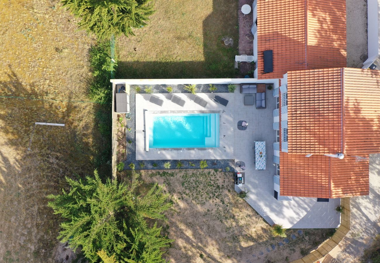 Maison à Saint-Jean-de-Monts - Villa avec piscine pour 8