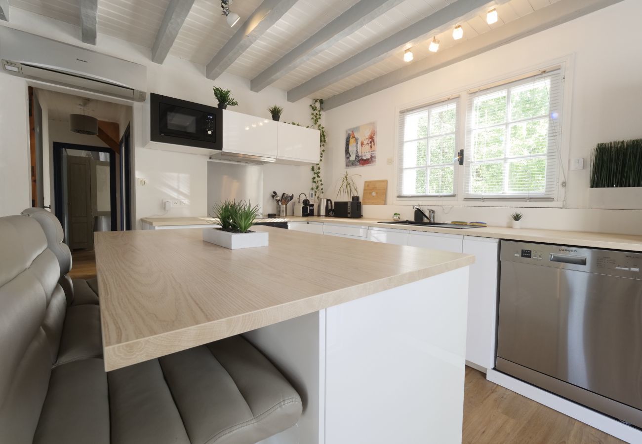 Maison à Saint-Jean-de-Monts - Villa avec piscine pour 8