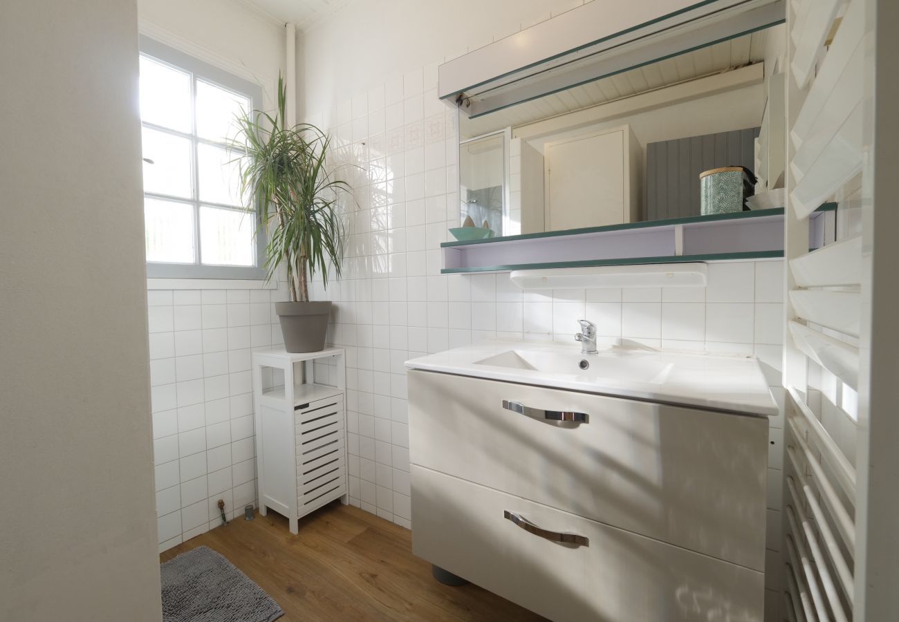 Maison à Saint-Jean-de-Monts - Villa avec piscine pour 8