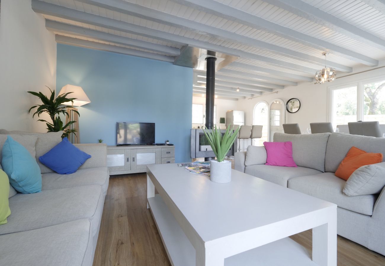 Maison à Saint-Jean-de-Monts - Villa avec piscine pour 8