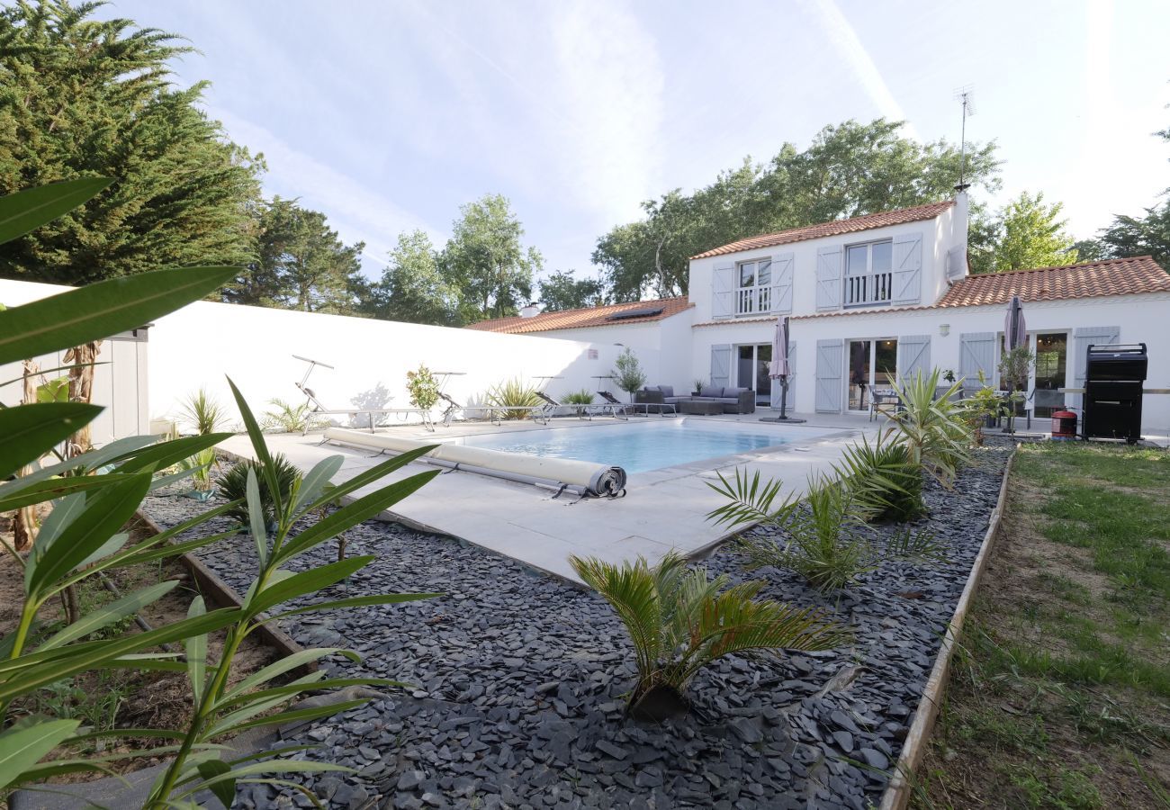 Maison à Saint-Jean-de-Monts - Villa avec piscine pour 8