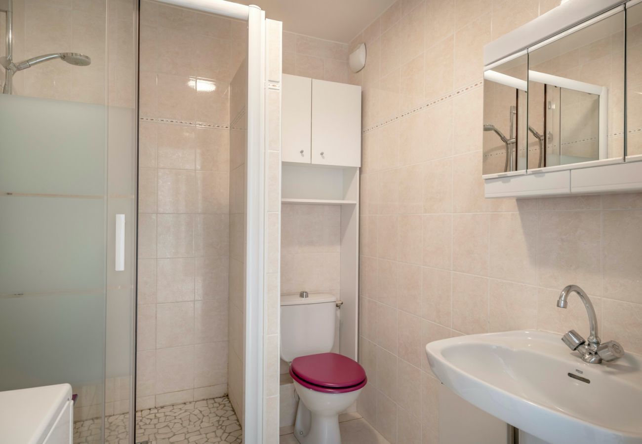 Appartement à Le Croisic - À 200m de la plage, vue mer pour 4