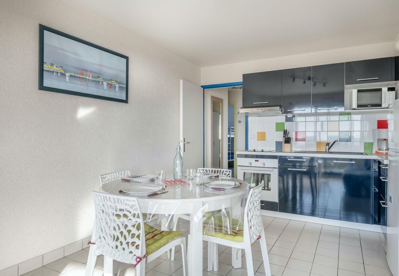 Appartement à Le Croisic - À 200m de la plage, vue mer pour 4