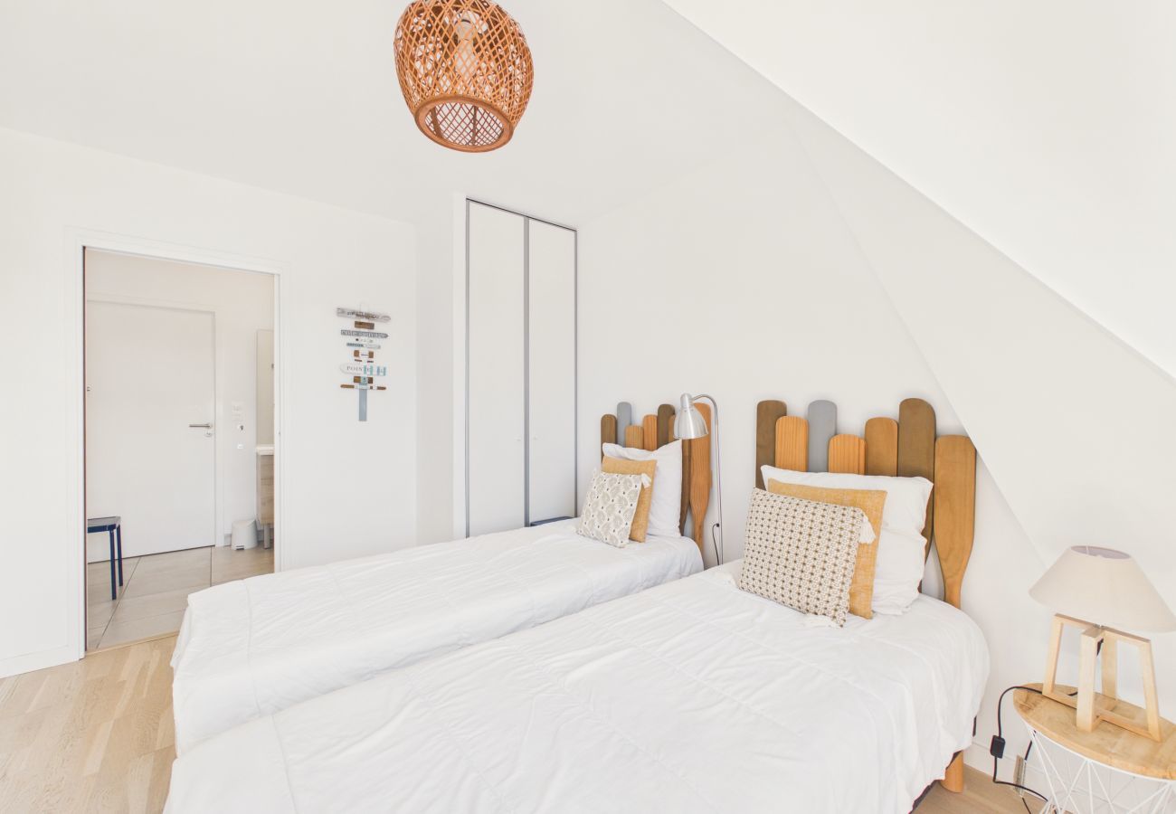 Appartement à Pléneuf-Val-André - Séjour pour 4 face à la grande plage de Pléneuf