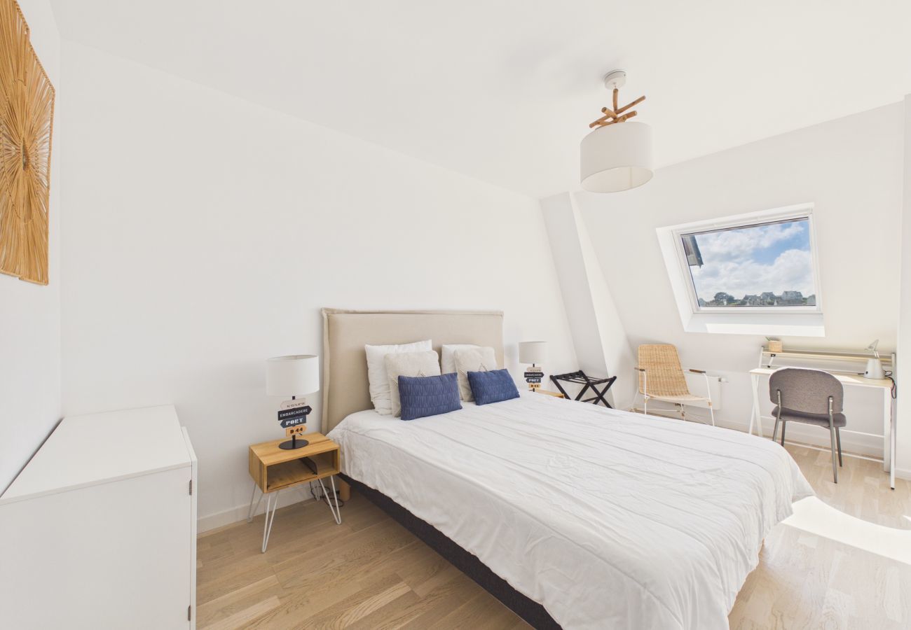 Appartement à Pléneuf-Val-André - Séjour pour 4 face à la grande plage de Pléneuf