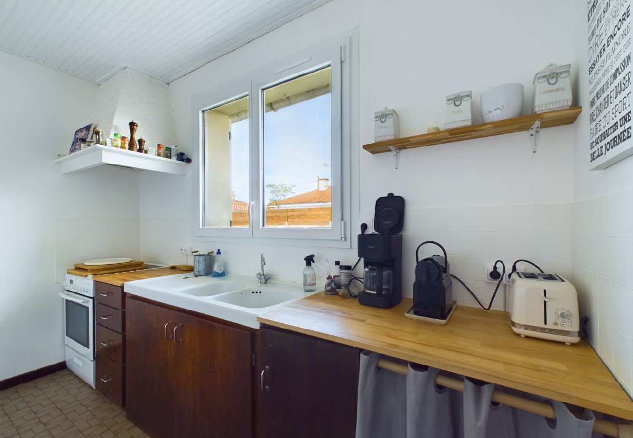 Maison à Brem-sur-Mer - Nature et découverte pour 8 personnes à Brem 