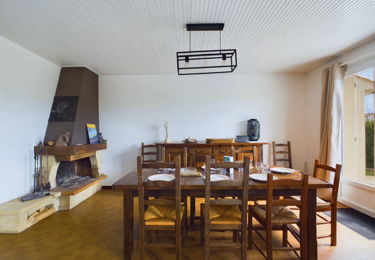 Maison à Brem-sur-Mer - Nature et découverte pour 8 personnes à Brem 